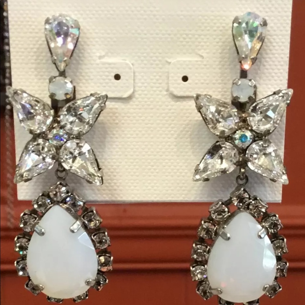 Sorrel  Earrings NWT